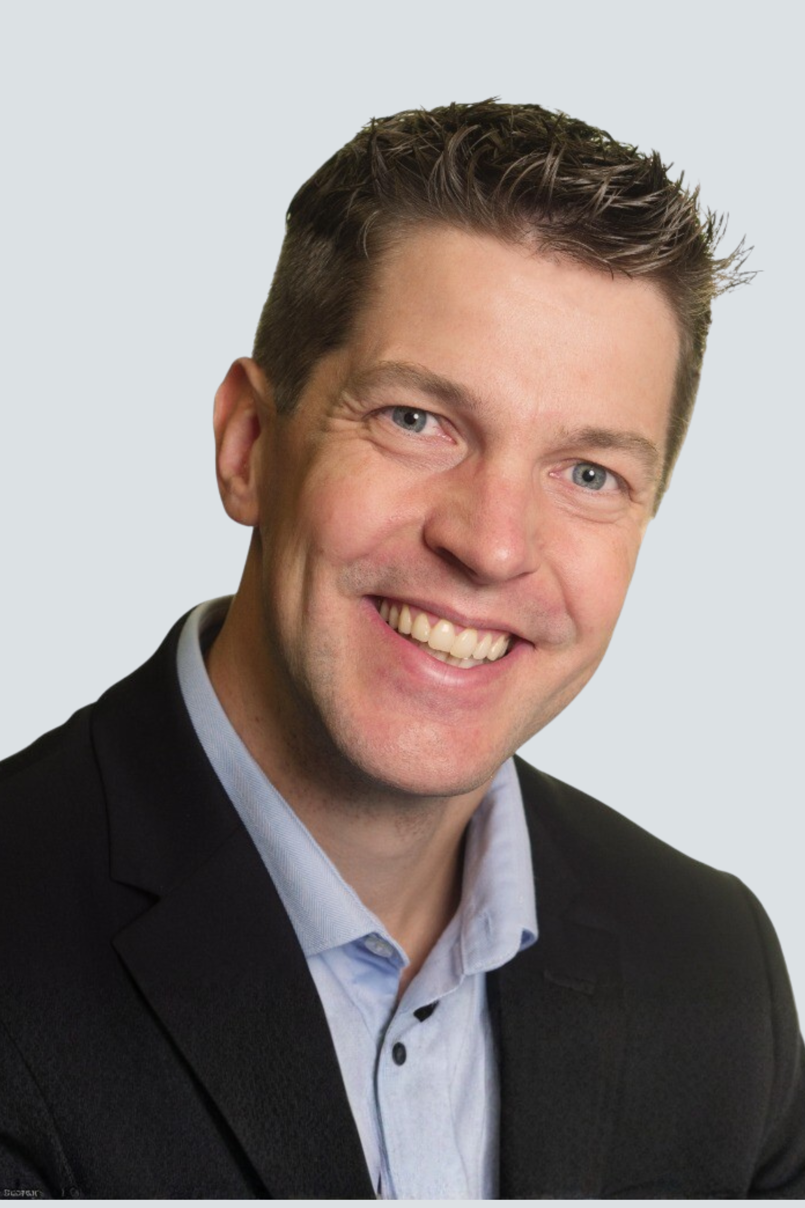 Mika-Petteri Kuro headshot for Leadership page-1